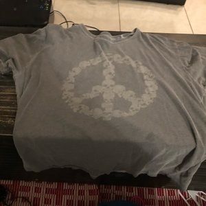 Lucky brand peace skulls t large